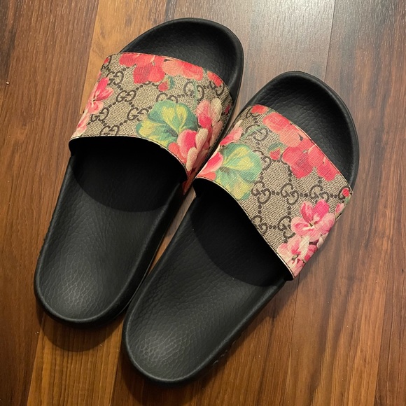 Gucci Shoes Gucci Blooms Supreme Floral Slide Sandal Poshmark